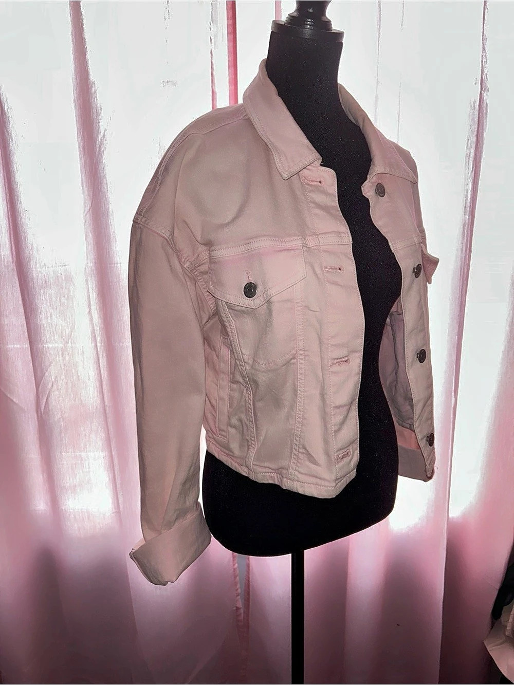 Cropped Jean Jacket - Picture 3 of 6